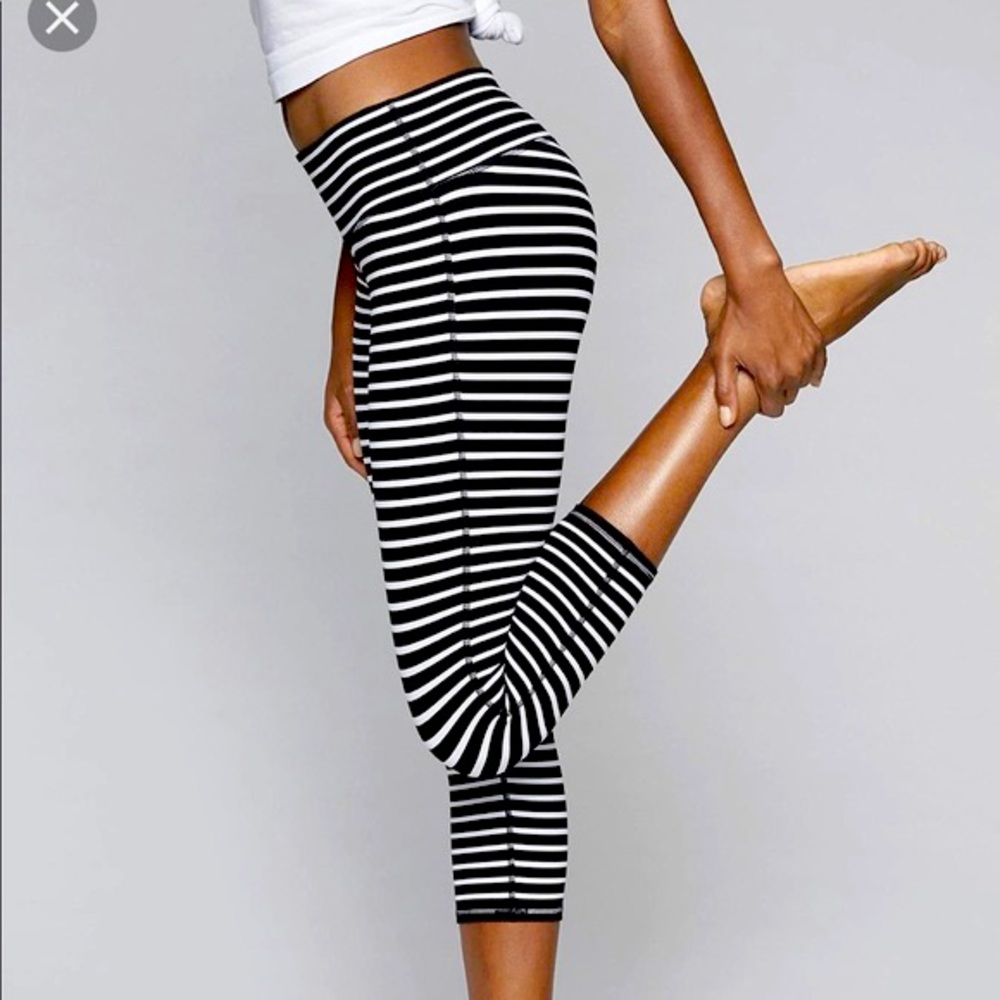 Athleta-Striped-Cropped Leggings